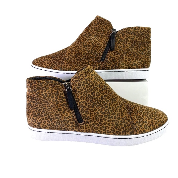 Clarks Shoes - Leopard Print Sneakers Womens 11 Zip Up Detail Animal Print Streetwear Grunge